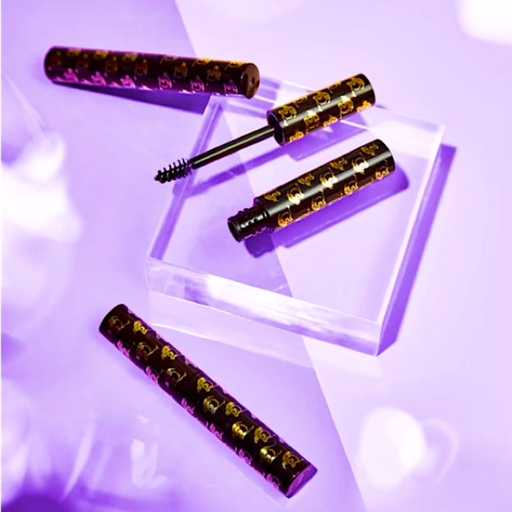 NEW QVEEN BOW DOWN BROW GLUE FREE with $50+ Bundle